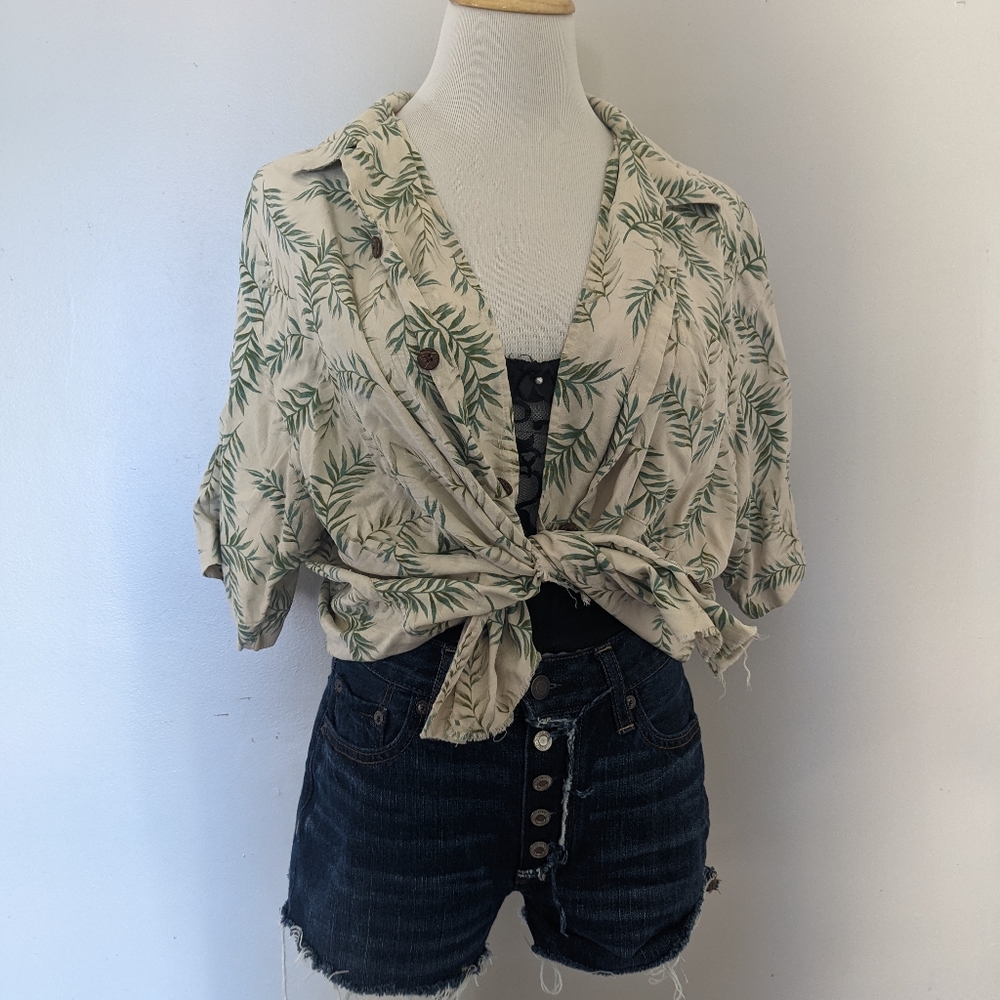 Tasso Elba Palm Leaf Tropical button down tee